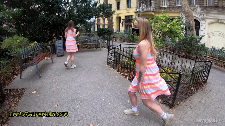 Immoral Family: Easter Egg Hunt se transformă în sex tabu dur pentru Alexa...