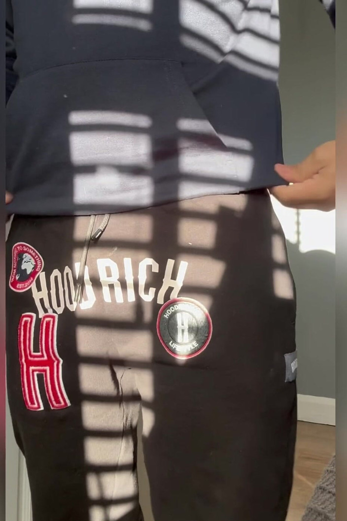 Hot dick in your ass: Arkadaşımı baştan çıkarmak için kamerayı sakla, bana yardım etmemesi ne kötü