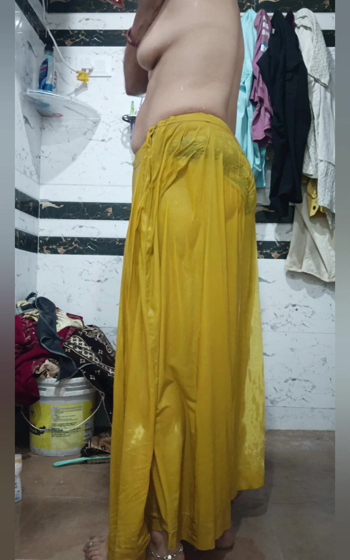 Priyahot77: Pertunjukan Badan Gaya Baru Priya Bhabi