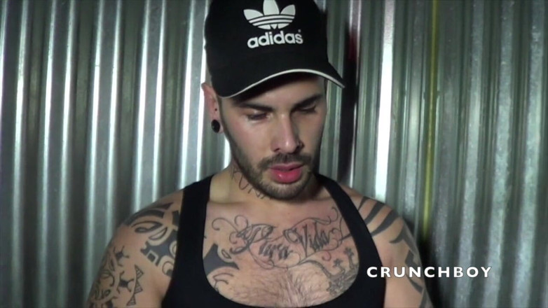 Sex humiliation with french lads: Seksbult met Leo en Ada Traun