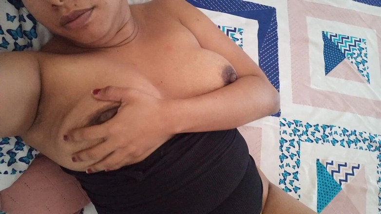 PATY PATY: 的墨西哥女郎喜欢自慰并潮吹