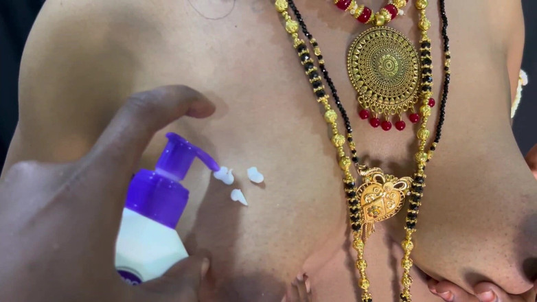 Royalbhabhi: 服务已婚杜尔汉哥 第2部分 大奶子