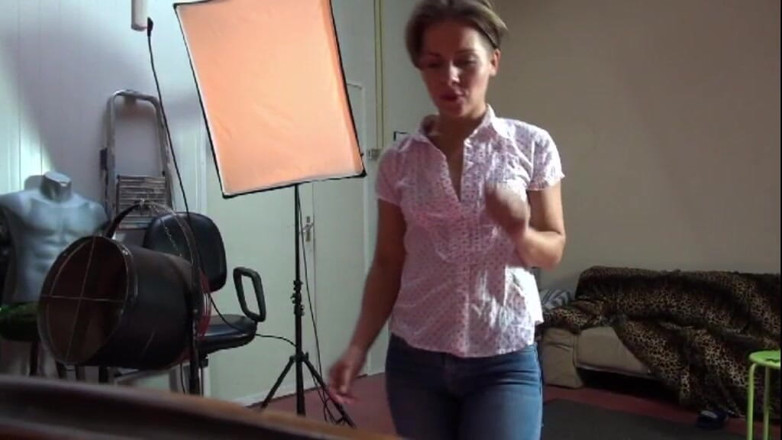 Magmafilm: Sugar Stepdaddy Wants More Than a Photo Shooting and He...