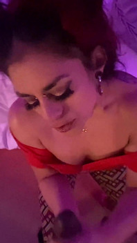 Latina caliente chupa Rome Majors bbc hasta que le da un facial