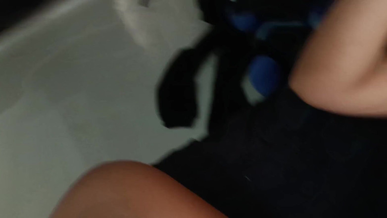 EMY_AND_JONH: 내 배다른 여동생 (POV 후배위 스타일)