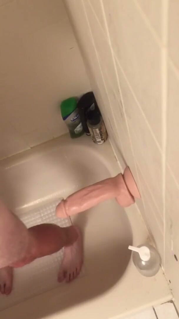 Sam B5: Big Dildo Fucking My Ass in the Shower
