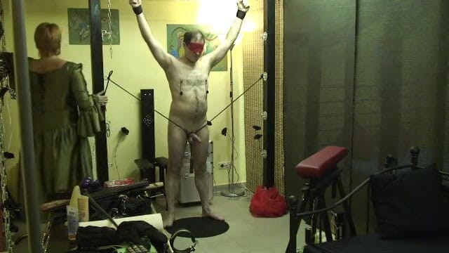 Anna Devot: Annadevot - In the frame with him