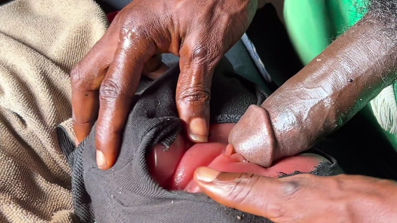 Bangcum8: Pizdă foarte adâncă curvă totală vibrează pula uriașă mare