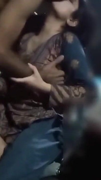 Wanita Pakistan dengan toket besar alami lagi asik nyepong kontol