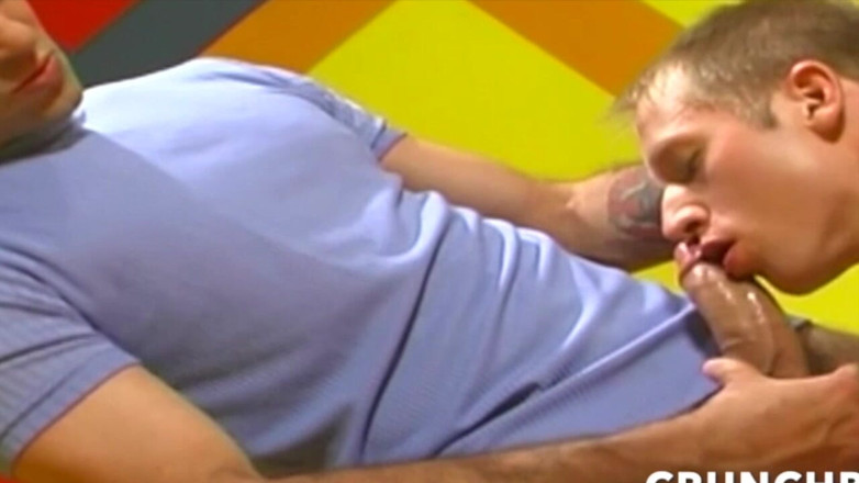 THE BIG BULGE STUDIO: Hetero Mais O Pour Sucer Un Ebite