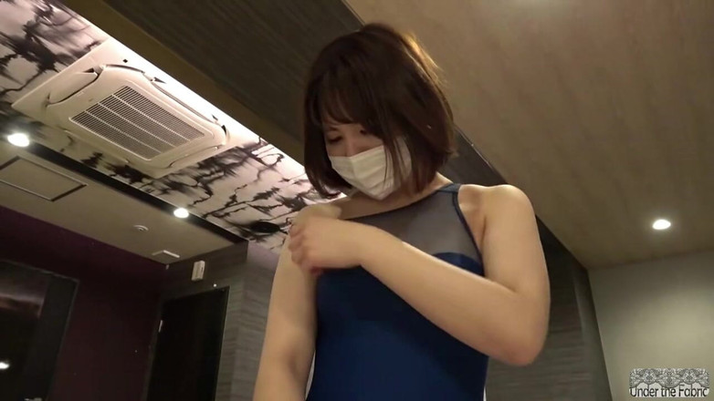 A case of fling: Angel in Ruin: delikatne piękno zatraca się w przytłaczających falach...