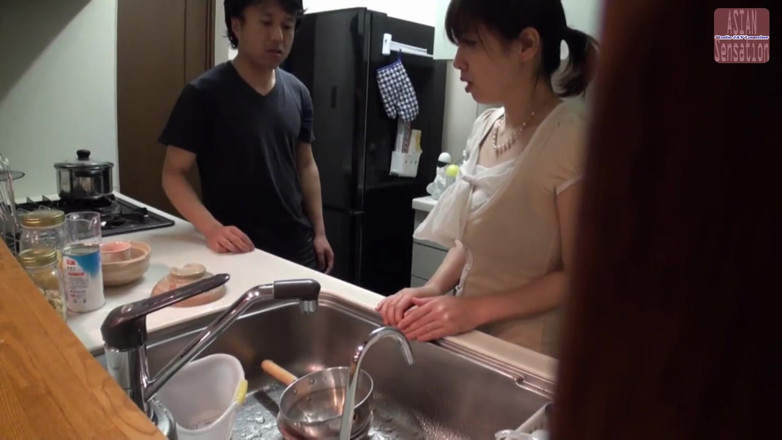 Studio JAV Launcher: Sempre dalla parte della Famiglia. La storia di yukie Aono...