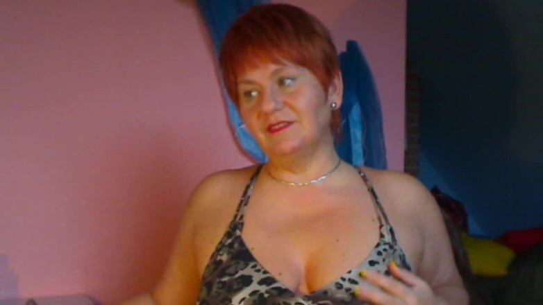 Anna Devot: Annadevot - Play with my tits