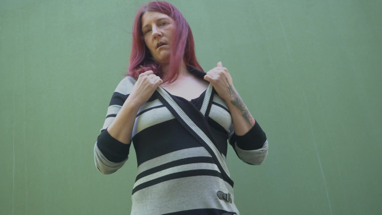 GeileDEERN: Shameless Pisswhore Pisses Doggy
