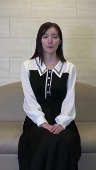 Asian Angel 24677