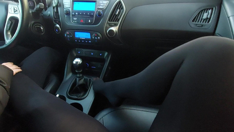 Step Mommy: Wanita sange ini pagi-pagi di dalam taksi dan pergi ke...