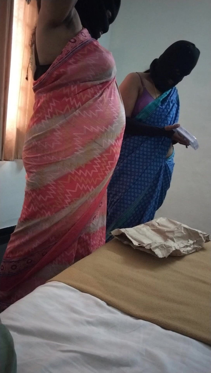 Tamil lesbian: Брудні розмови - за зйомкою