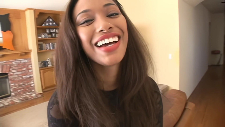 Lexinghton - Full HD: Le Donne Di Lexinghton Steele Raccontano La Loro Esperienza!! - (racconto #05)