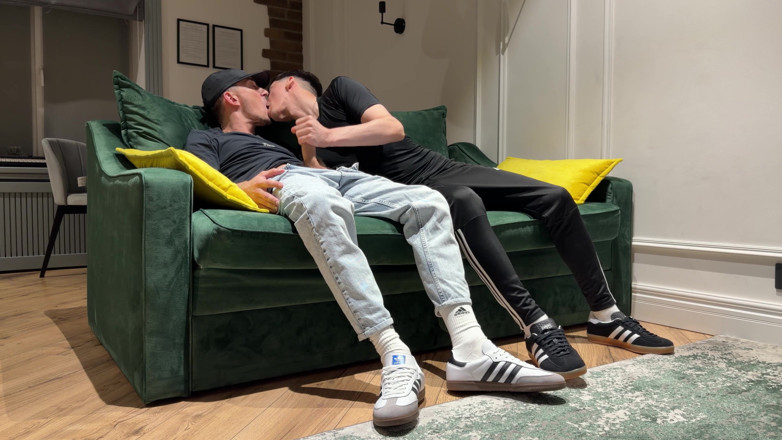 1JackDaniel: Hot Gay Fuck with Kisses