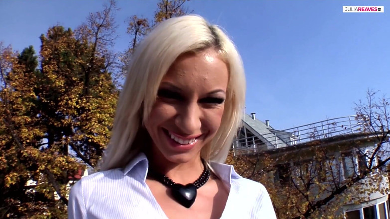 Asslovers: Sexy babe gets mouth and ass stuffed with a big...