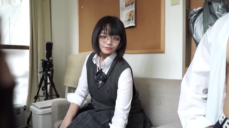 Asian happy ending: 아시아 소녀 714