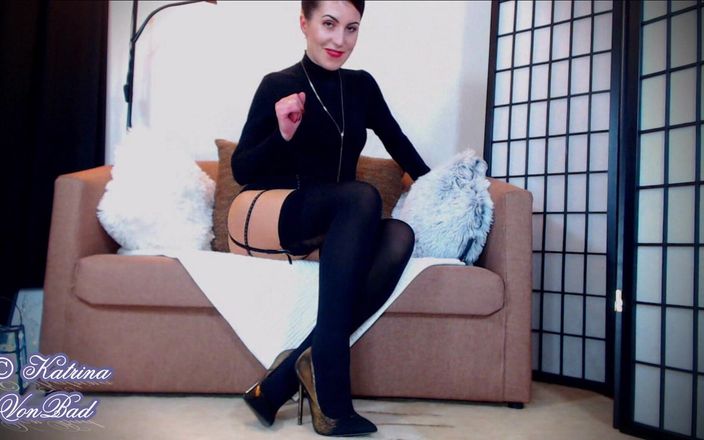 KatrinaVonBad: * Nylon Sniffer *