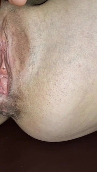 Wide Open Vagina Close up and Pissing