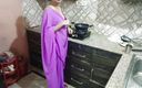 Saara Bhabhi: भारतीय सौतेली मम्मी अपने सौतेले बेटे विवेक को किचन में जन्मदिन पर सरप्राइज करती है गंदी बात saarabhabhi6 रोलप्ले हॉट सेक्सी