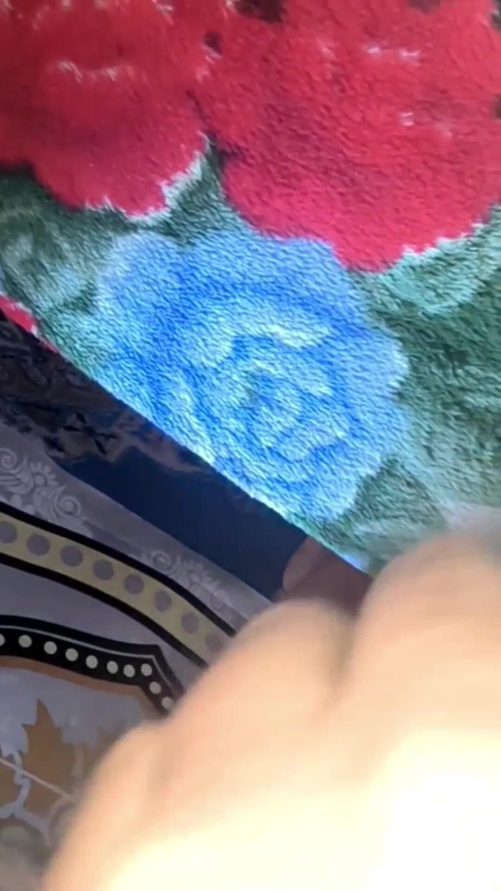 Aminaarab: Fotto il mio culo con il tuo grosso cazzo