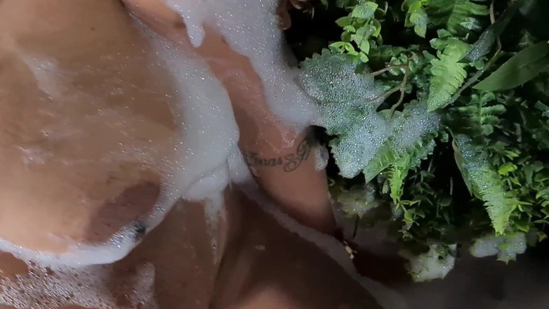 Nicoly Mattos: Bubble Mayhem He Took Me Rough in the Tub.