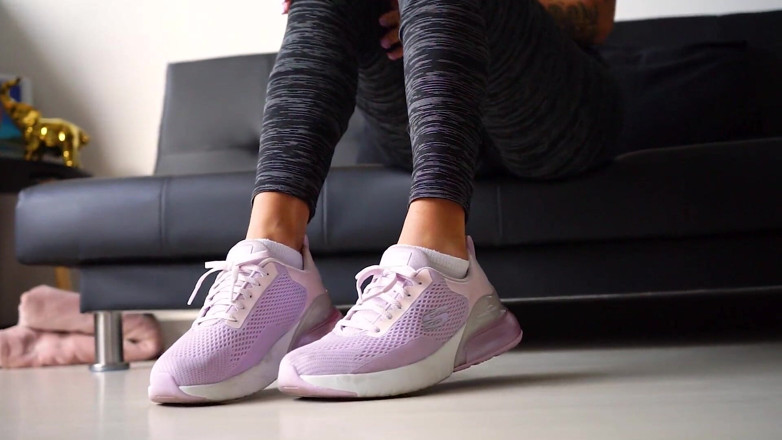 ASHLEYHAROLDSW: Footjob e Sockjob Fetish .. Sborra sui piedi