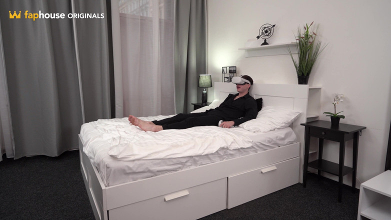Mature NL: jogo sexo a três
