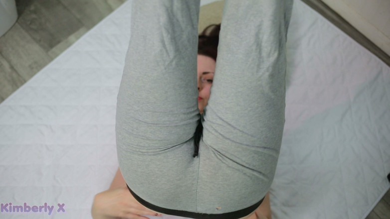 Kimberly X: Grey Yoga Pants Pissing