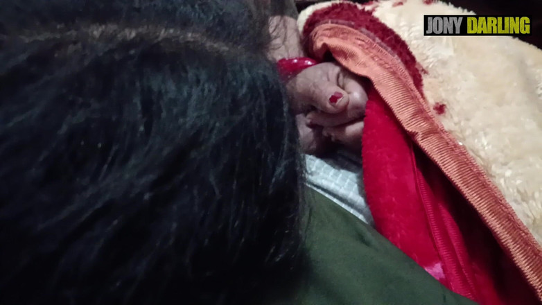 Jony Darling: Soție suge pula când urmărește meciul de cricket