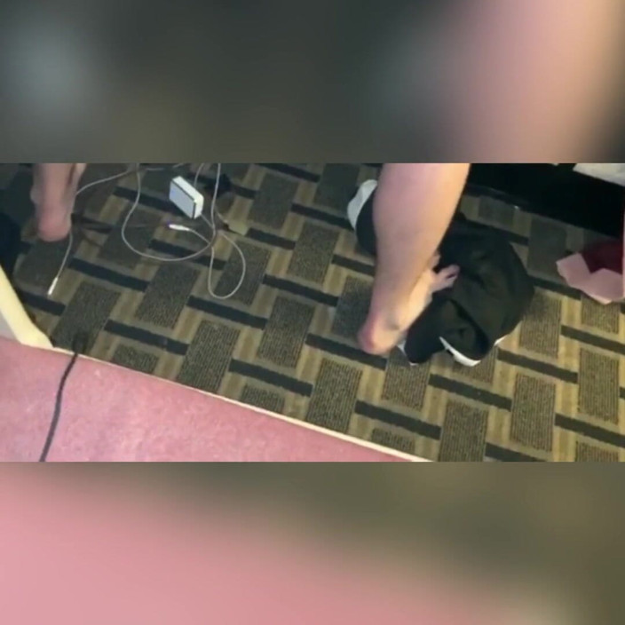 Txhung white boy: Barebacking my bf in a hotel