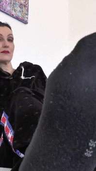 Rozpieszczaj swojego właściciela - czarne skarpetki po treningu, POV, JOI, Lady Victoria Valente