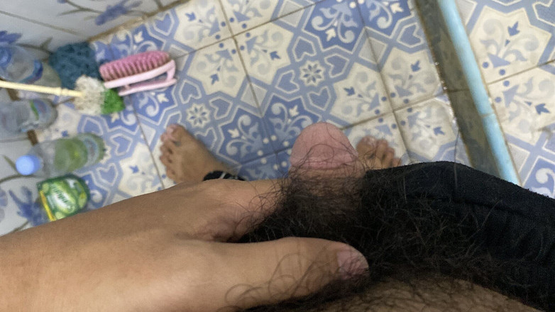 Jackson World: Colto nel momento un segreto spontaneo nel bagno della mia...