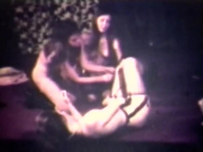 Vintage megastore: Vintage bondage lesbian threesome from 60'S
