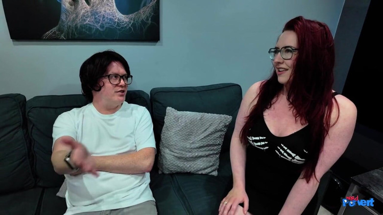 Nerd Pervert: Kitty macleod - bekommt eine verdammte ladung