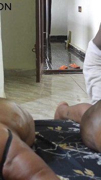 Nenek jalang diurut dan dikongkek