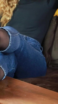Jeans och strumpor