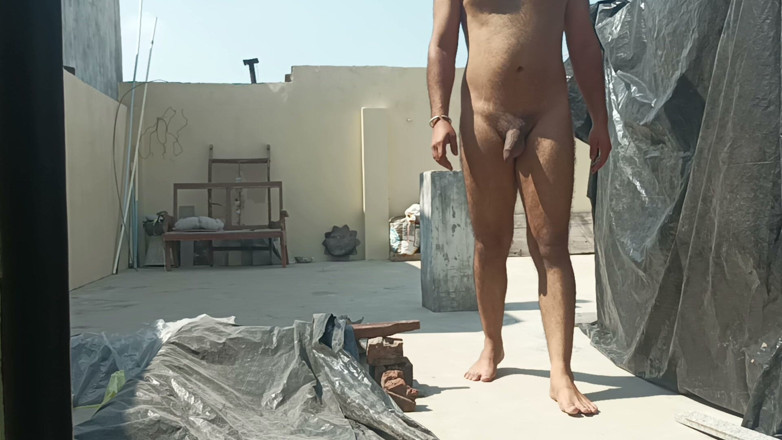 Sansuindia: Varun Actor's Cook Nude at Work