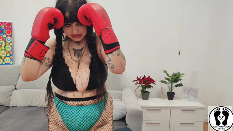 All You Can Fetish: Chubby Girl Boxing Training Bouncing Boobs
