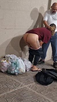 Studenții sar de la ore și sex în secret în spatele clădirii
