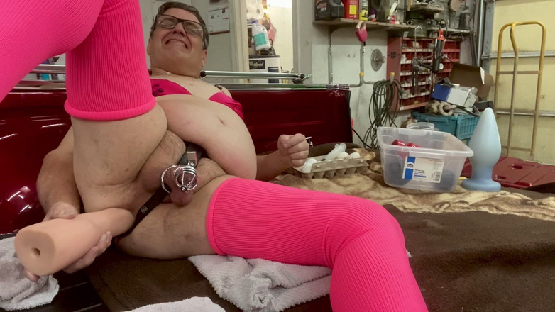 Dozen summer 3: Hladová fistingová díra !!