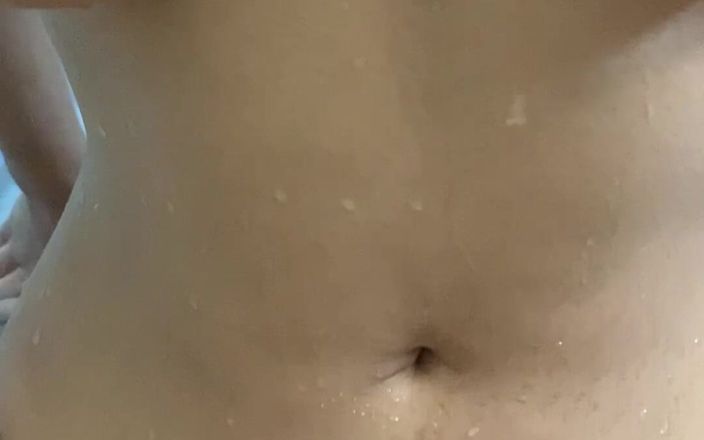 Riya mickey: Cute Baby Girl Wants to Get Wet
