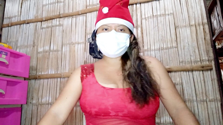 Martin13: Kemerahan apa! Wanita yang sangat panas melakukan tarian seksual pada...