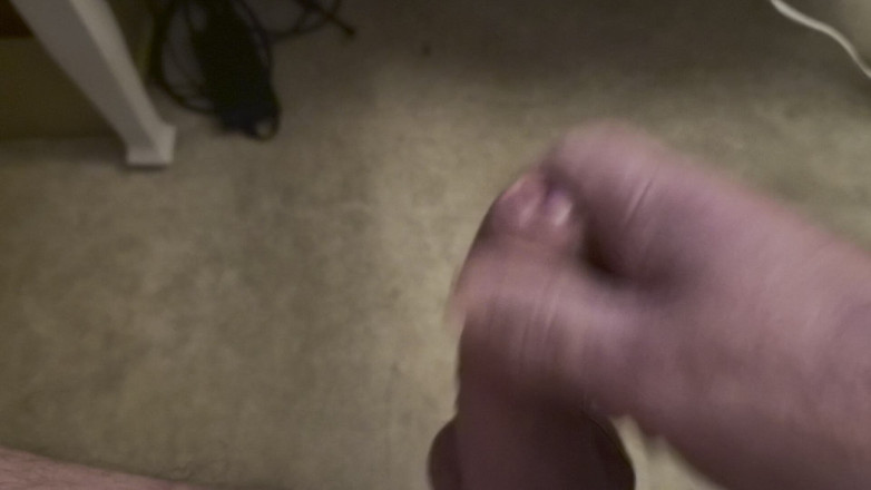 Pellefnatt: Můj přítel sedí na židli a honí si ptáka při sledování...