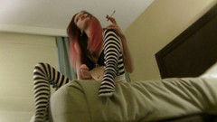 Solo Austria: Palenie nastolatka szarpanie dildo, aby cię kształcić