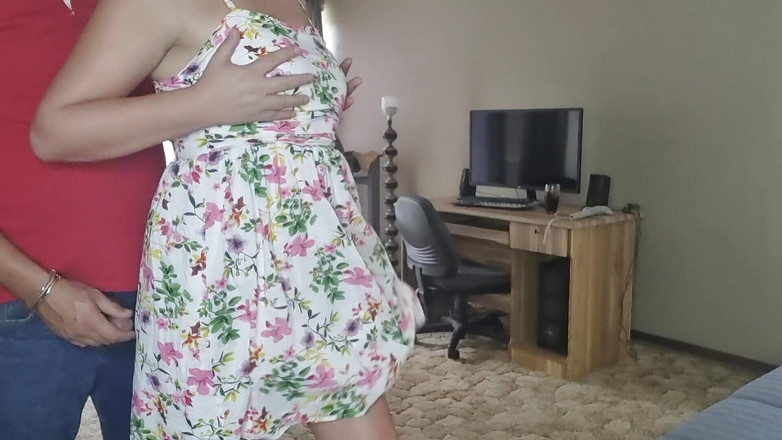 PussyGalore: Vestito estivo sgrillettamento finisce in un enorme carico di sborra...